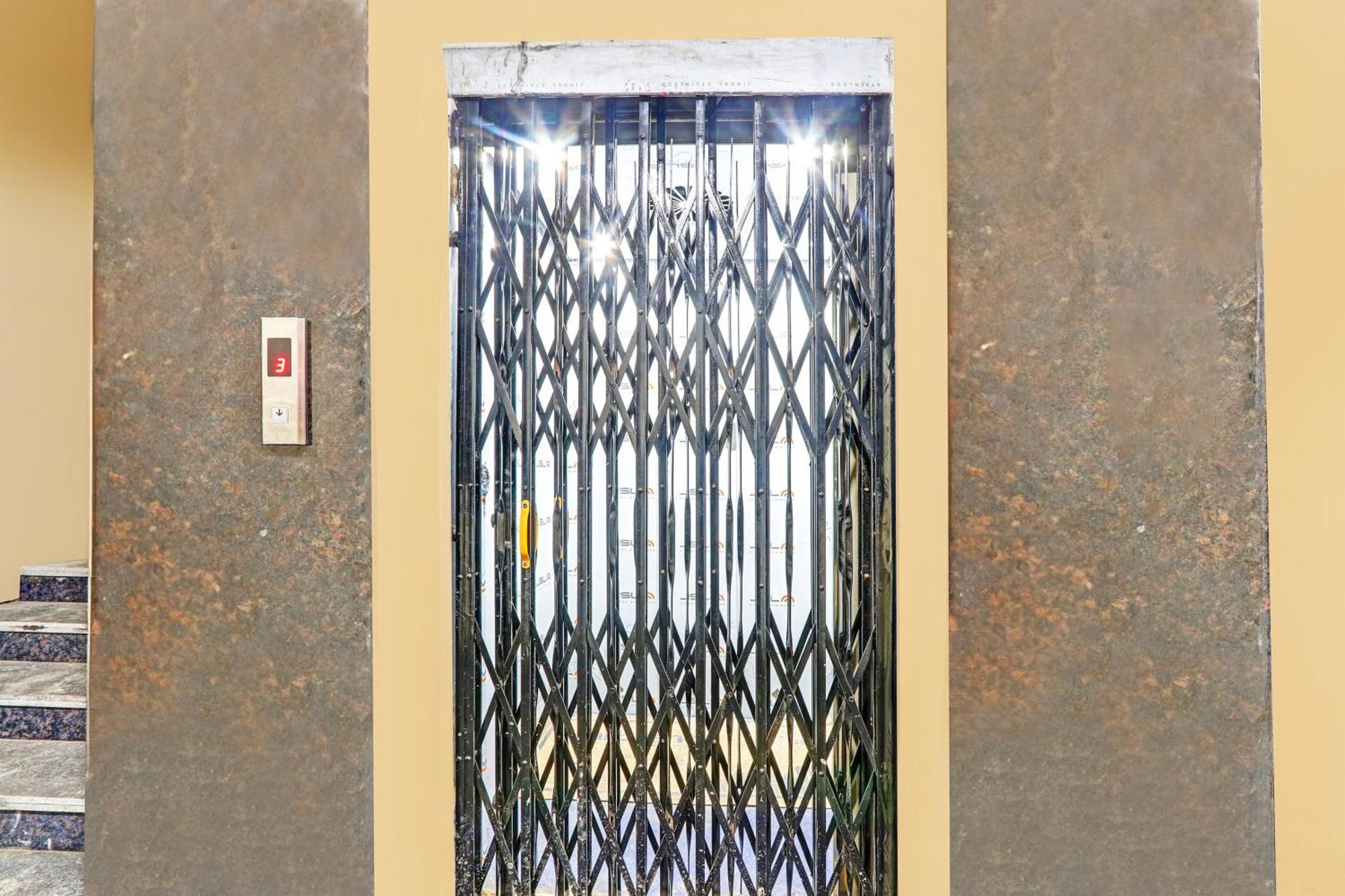 Super Hotel O Sri Vishnu Residency Kottapalli Екстериор снимка